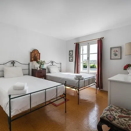 Guestready - Tranquil Escape Near Ave River Villa