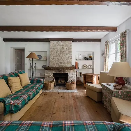 Guestready - Tranquil Escape Near Ave River Villa *