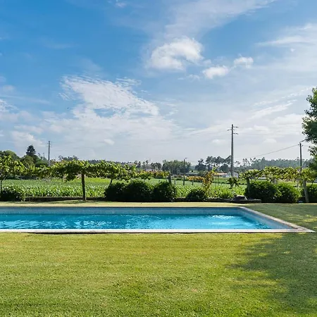 Guestready - Tranquil Escape Near Ave River Villa *
