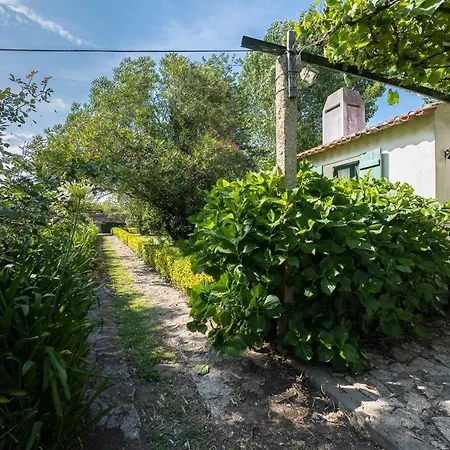 Guestready - Tranquil Escape Near Ave River Villa *