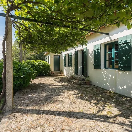 Guestready - Tranquil Escape Near Ave River Villa